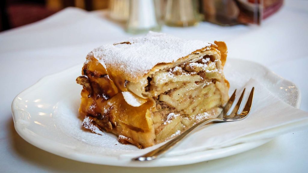 Apfelstrudel
