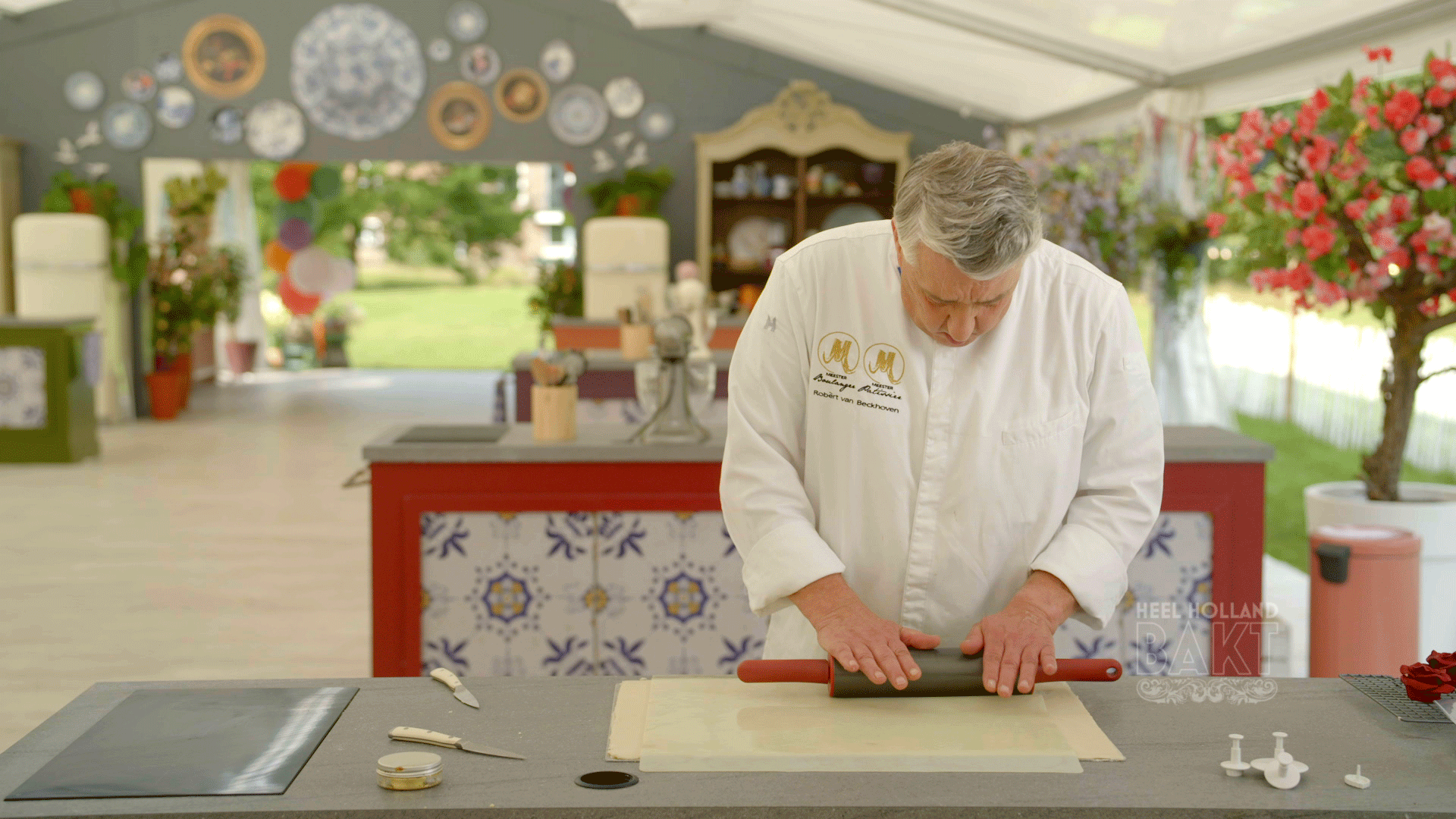 Decoreer een bruidstaart met hulp van Robèrt - Heel Holland Bakt