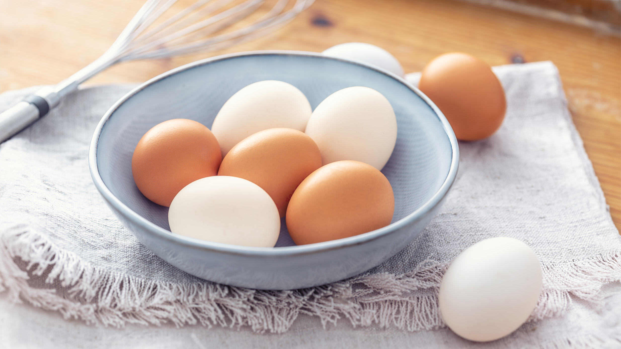 Bruine of witte eieren, welke gebruik je als je gaat bakken? - Heel