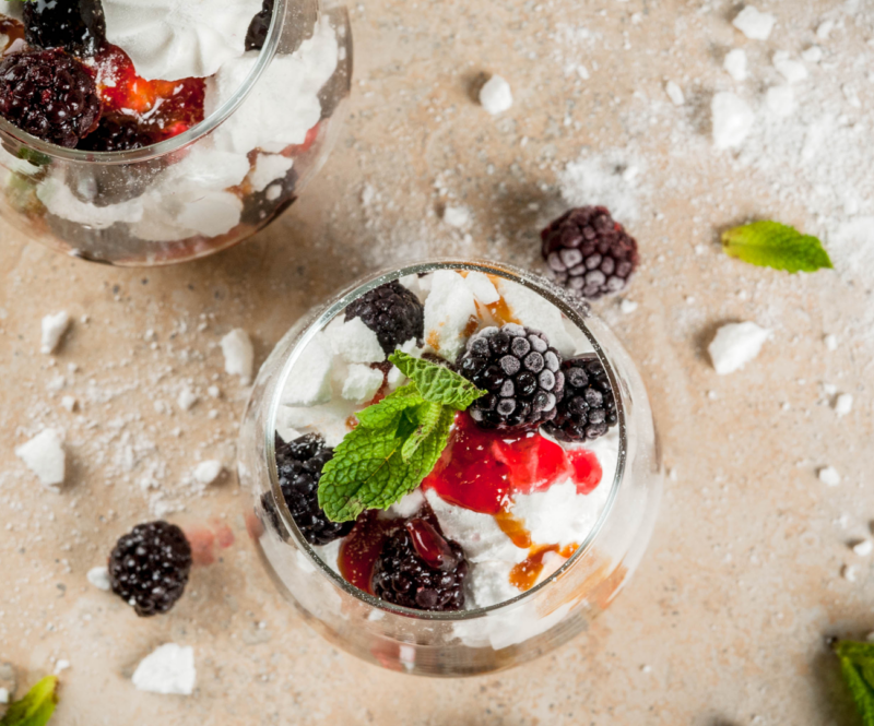 Lekker & makkelijk toetje: Eton Mess met bramen