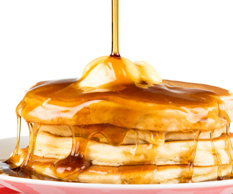 Van maple syrup, agavesiroop tot kokosbloesemsiroop: zo kies je altijd de juiste siroop voor je cake of koekje