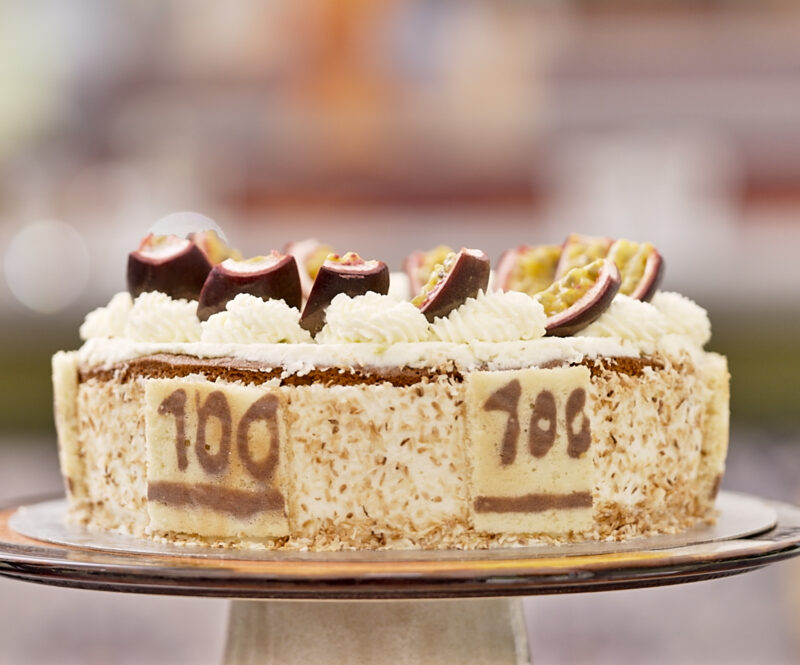 Kokos passievrucht slagroomtaart