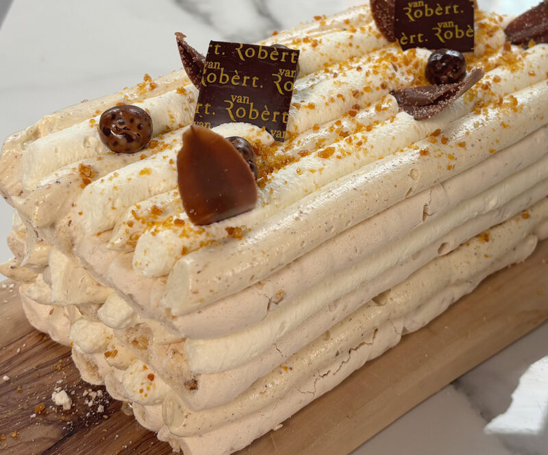 Bakbasis met Robèrt: krokant hazelnootschuim