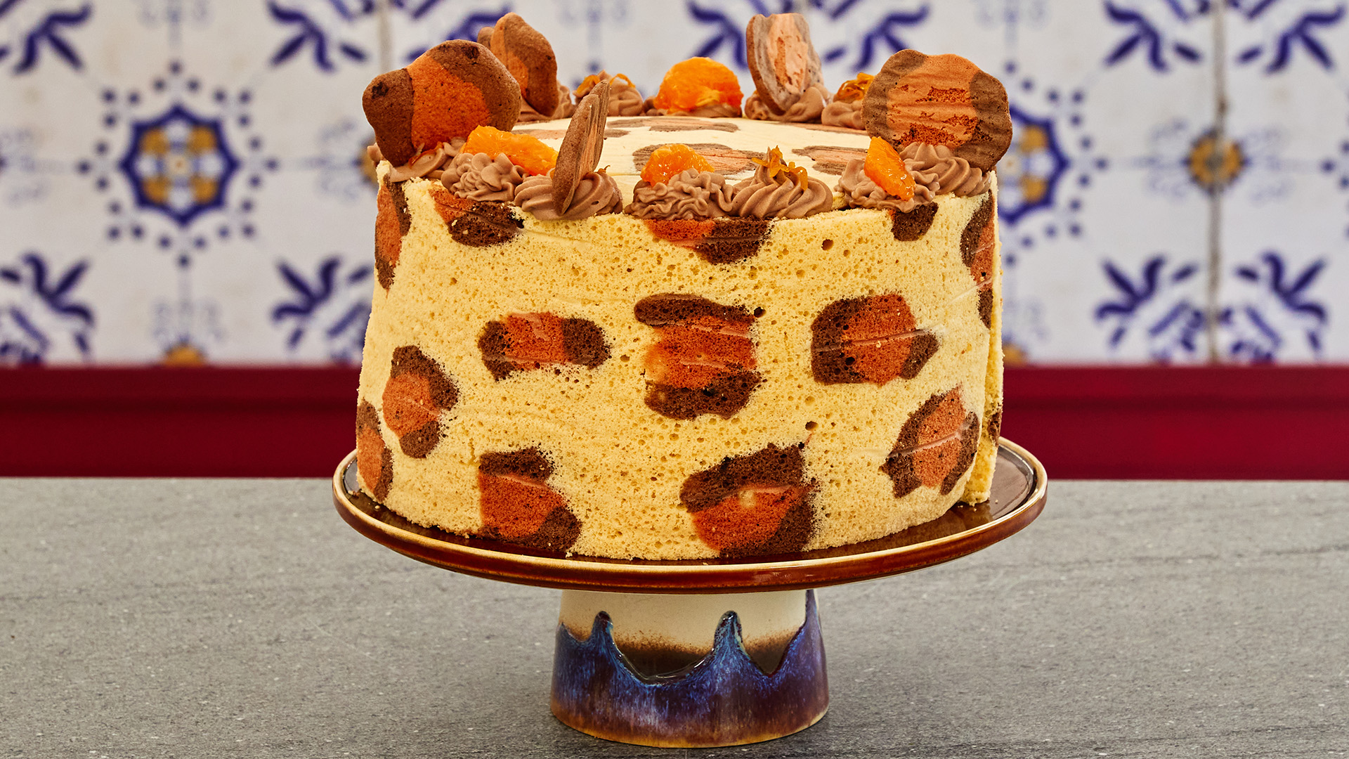 Suprisetaart met mandarijnenjam en melkchocolade