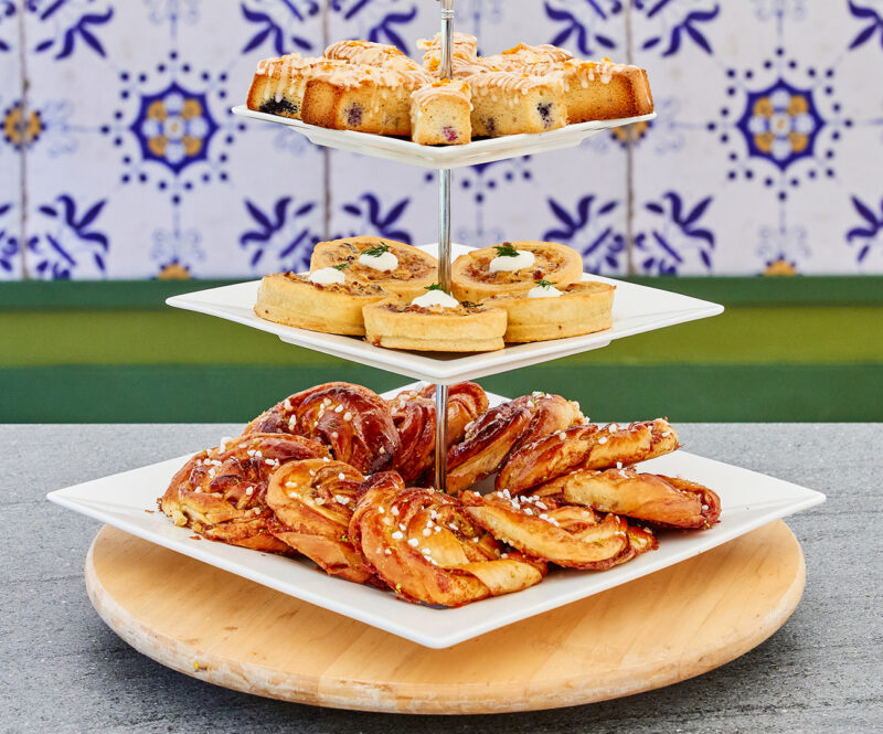 Fika spektakel met kaneelknopen, financiers en kaastaartjes