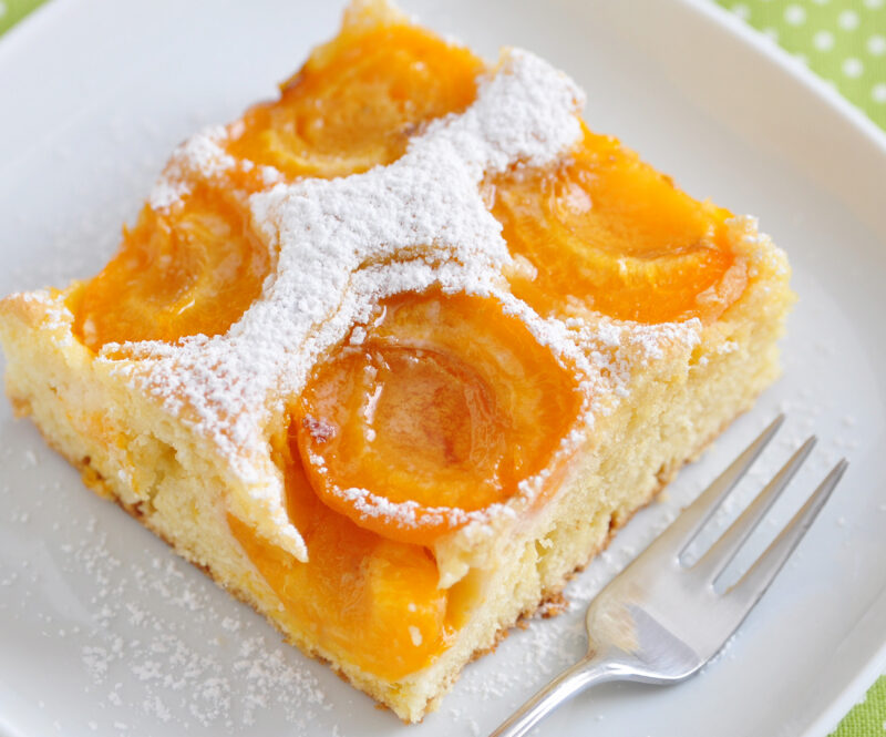 Luchtige abrikozencake uit Oostenrijk: marillenkuchen