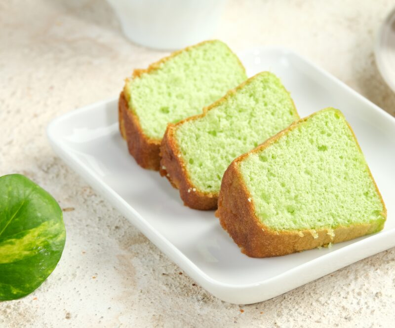 Luchtige pandan sponscake: dit is het geheim om hem perfect te bakken