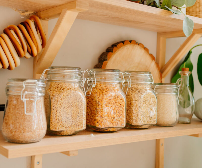 Bakken uit de voorraadkast