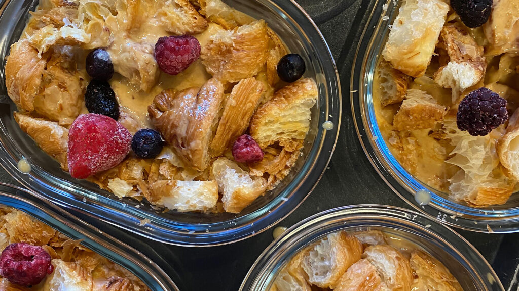 Baked croissants uit de airfryer.