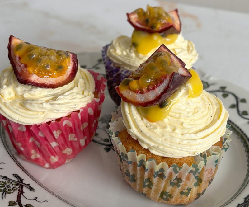 Zo maak je prachtige passievrucht cupcakes