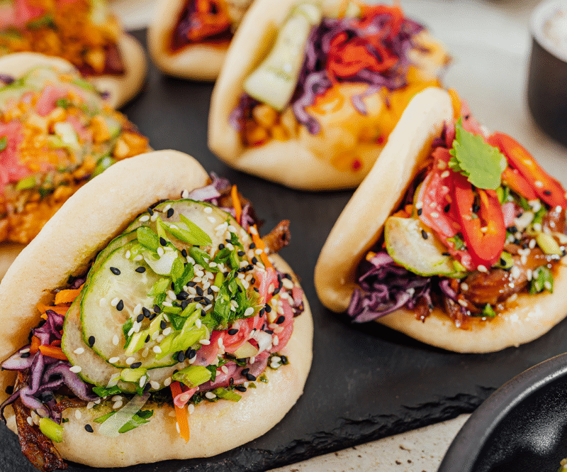 Bao buns maken: zo maak je zelf zachte gestoomde broodjes