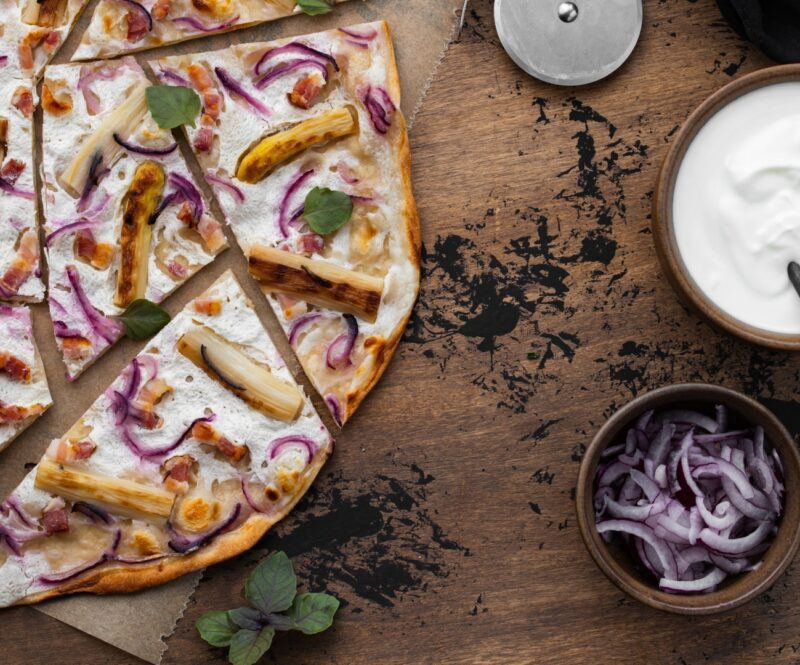 Uitgelegd: dit is hét verschil tussen flammkuchen, pizza, pinsa en bladerdeeg