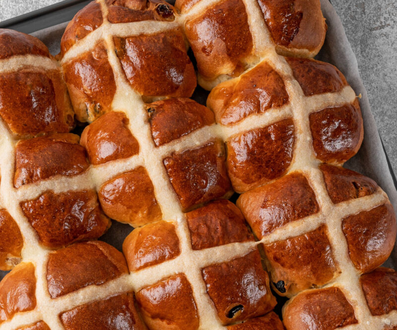 Dit bak je met Pasen: 7 feestelijke recepten voor de paastafel