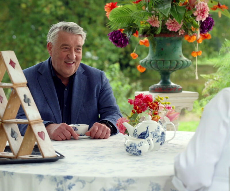 Een kaartenhuis van koekjes: het is de halve finale van Heel Holland Bakt Elke Dag