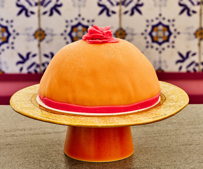 Prinsessentaart met bloedsinaasappelroom en rabarbercompote