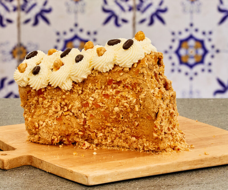 Hazelnootschuim schnitt met mokkacrème